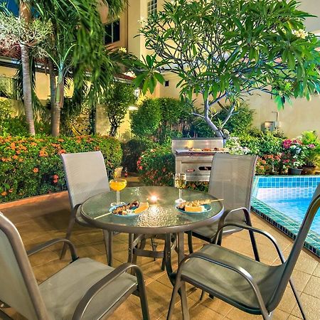 Butterfly Garden Boutique Residences Large Luxury Apts And Villas A Lifetsyle Destination By Neang, Everything You Need All Right Here 1-3 Bedrooms 110 To 190 Sq Mtrs, 2 Full Bathrooms, Rain Shower, Spa Bath, Bbq, Free Wifi, Staff 24-7, Close To Beac Pattaya Ngoại thất bức ảnh