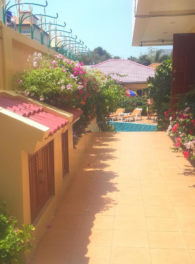 Butterfly Garden Boutique Residences Large Luxury Apts And Villas A Lifetsyle Destination By Neang, Everything You Need All Right Here 1-3 Bedrooms 110 To 190 Sq Mtrs, 2 Full Bathrooms, Rain Shower, Spa Bath, Bbq, Free Wifi, Staff 24-7, Close To Beac Pattaya Ngoại thất bức ảnh
